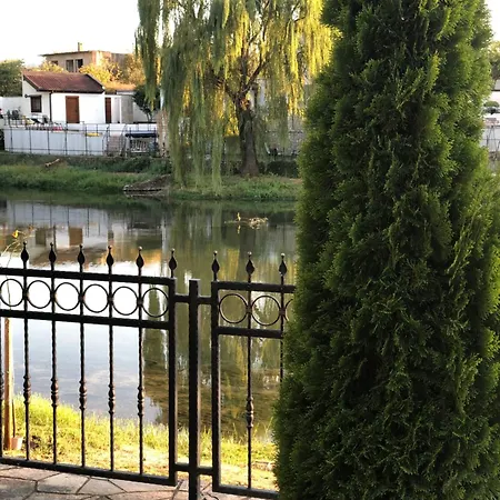 Vila Rose Blagaj